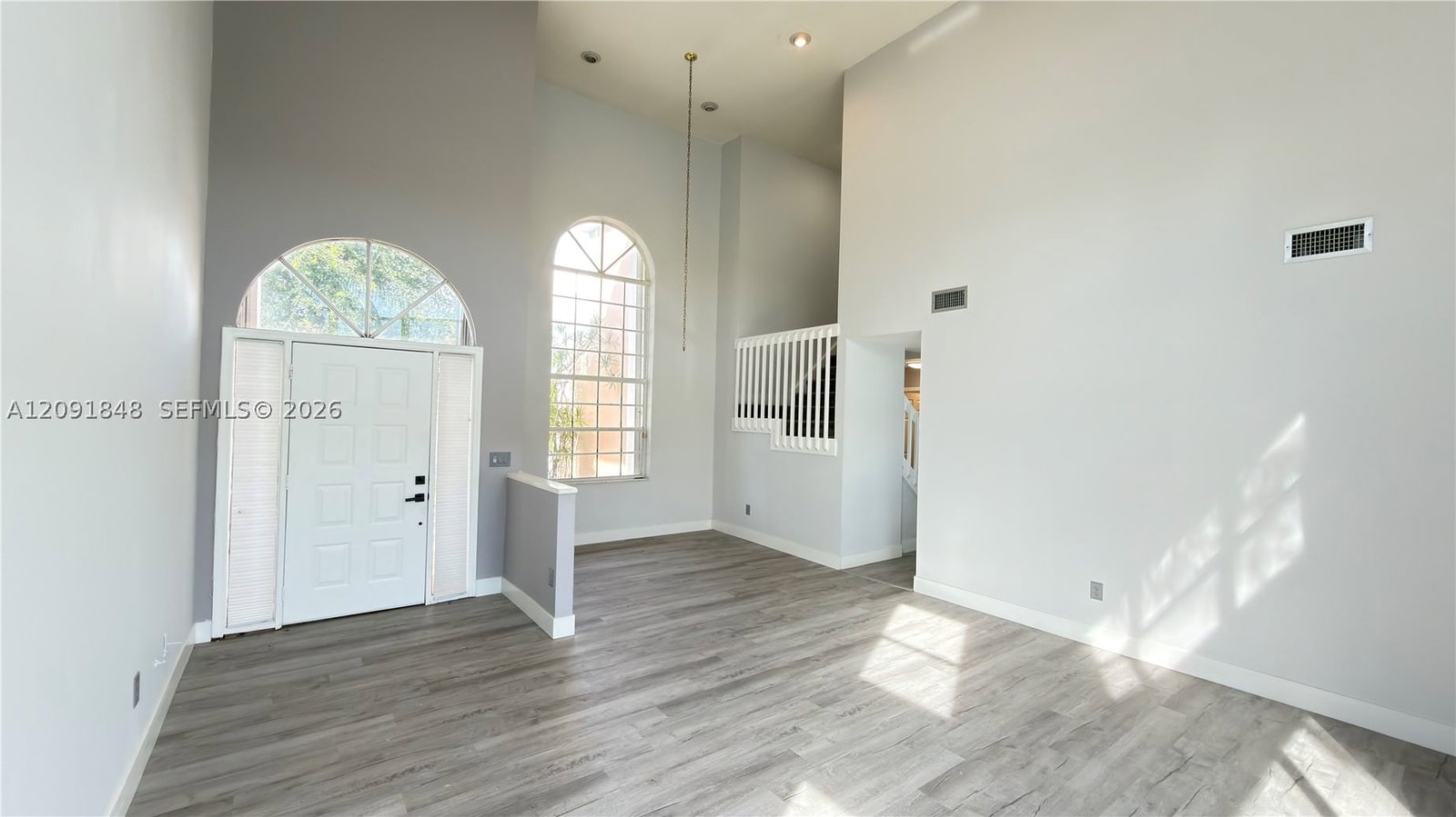 Real estate property located at 13950 Oak Ridge Dr, Broward, Shenandoah Section Two, Davie, FL