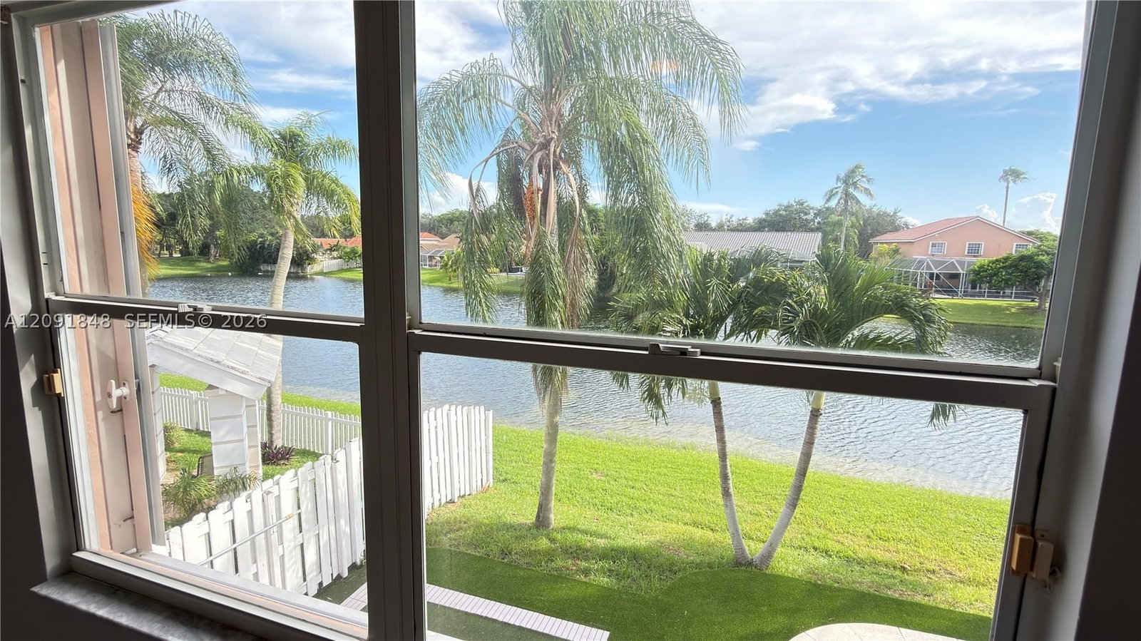 Real estate property located at 13950 Oak Ridge Dr, Broward, Shenandoah Section Two, Davie, FL