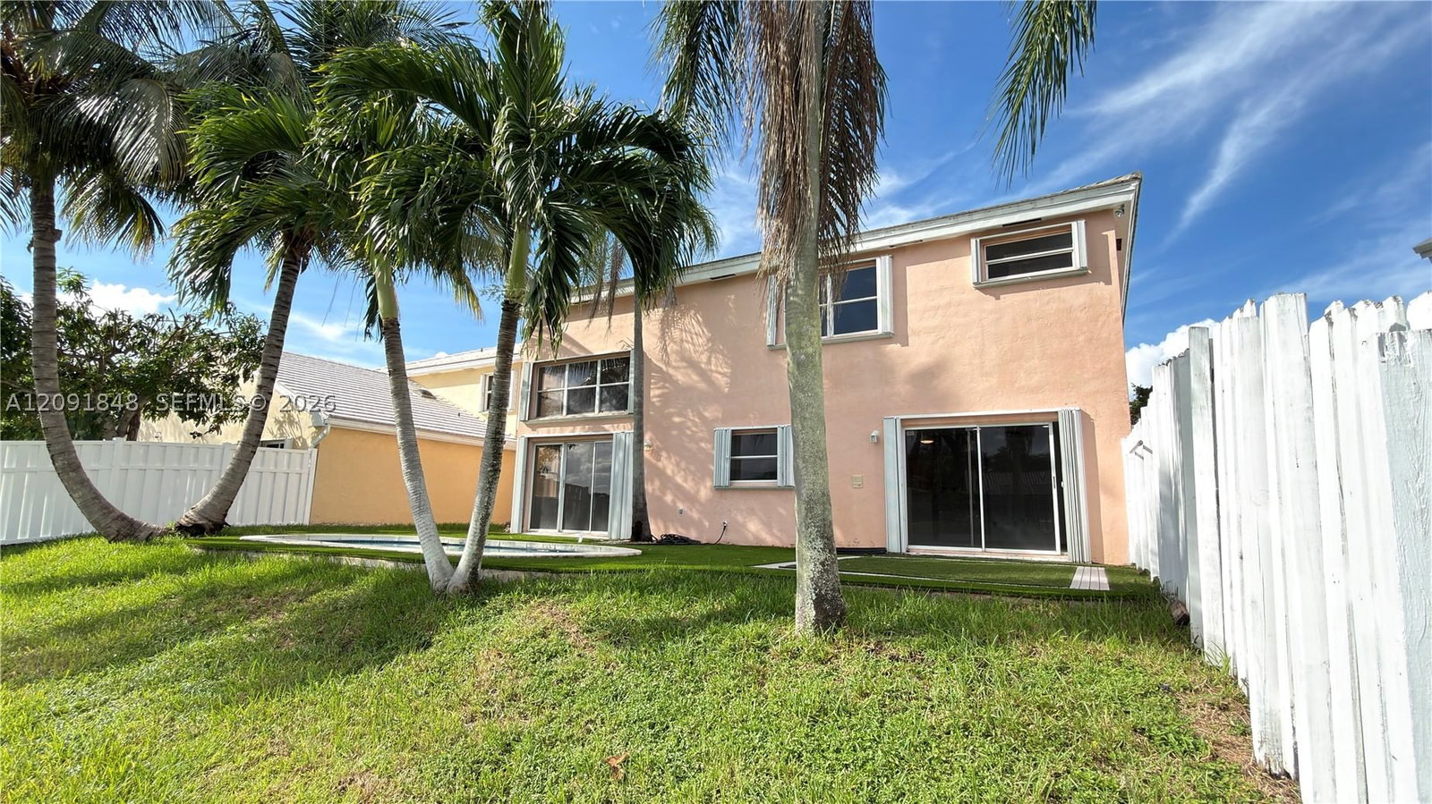 Real estate property located at 13950 Oak Ridge Dr, Broward, Shenandoah Section Two, Davie, FL