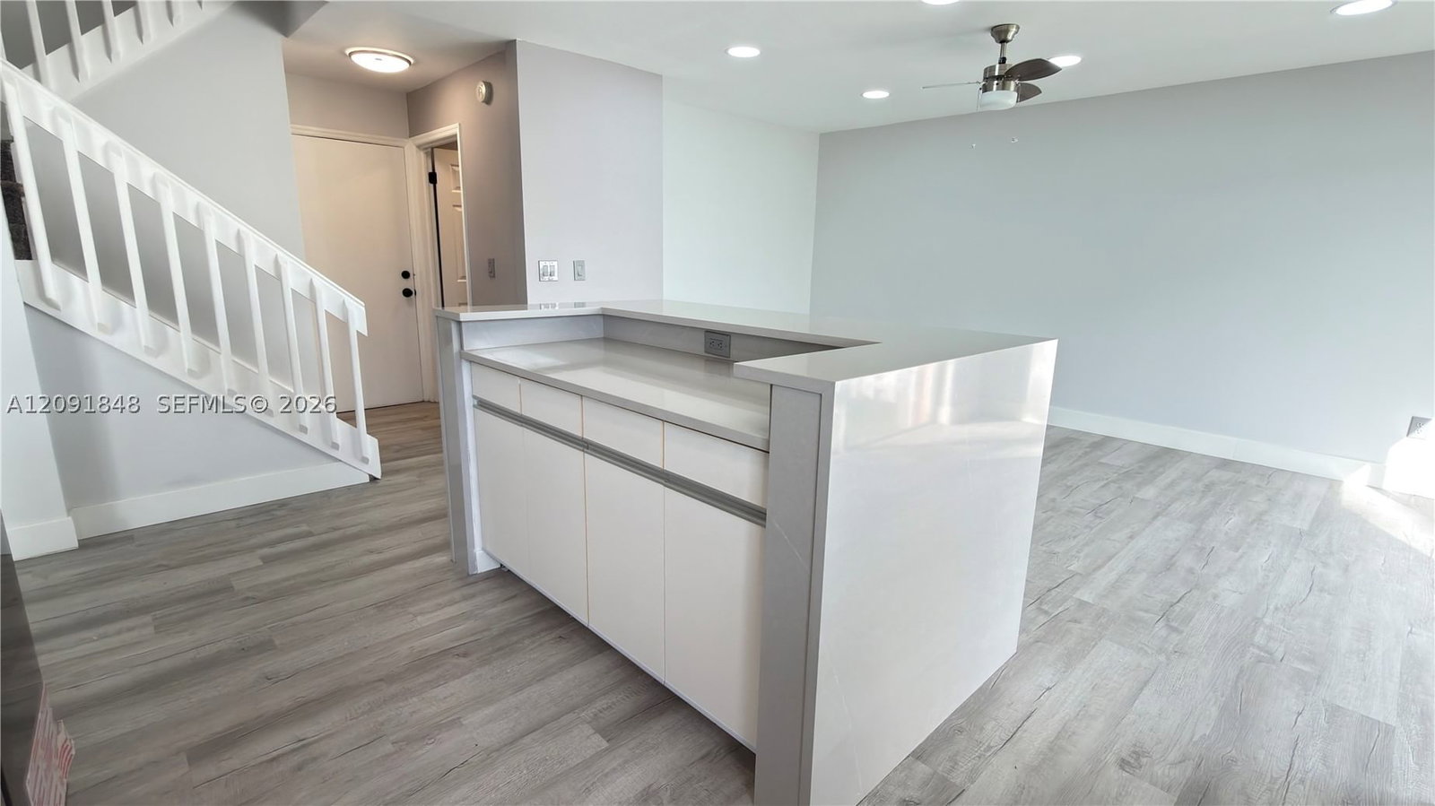 Real estate property located at 13950 Oak Ridge Dr, Broward, Shenandoah Section Two, Davie, FL