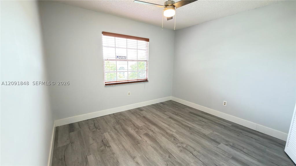 Real estate property located at 13950 Oak Ridge Dr, Broward, Shenandoah Section Two, Davie, FL
