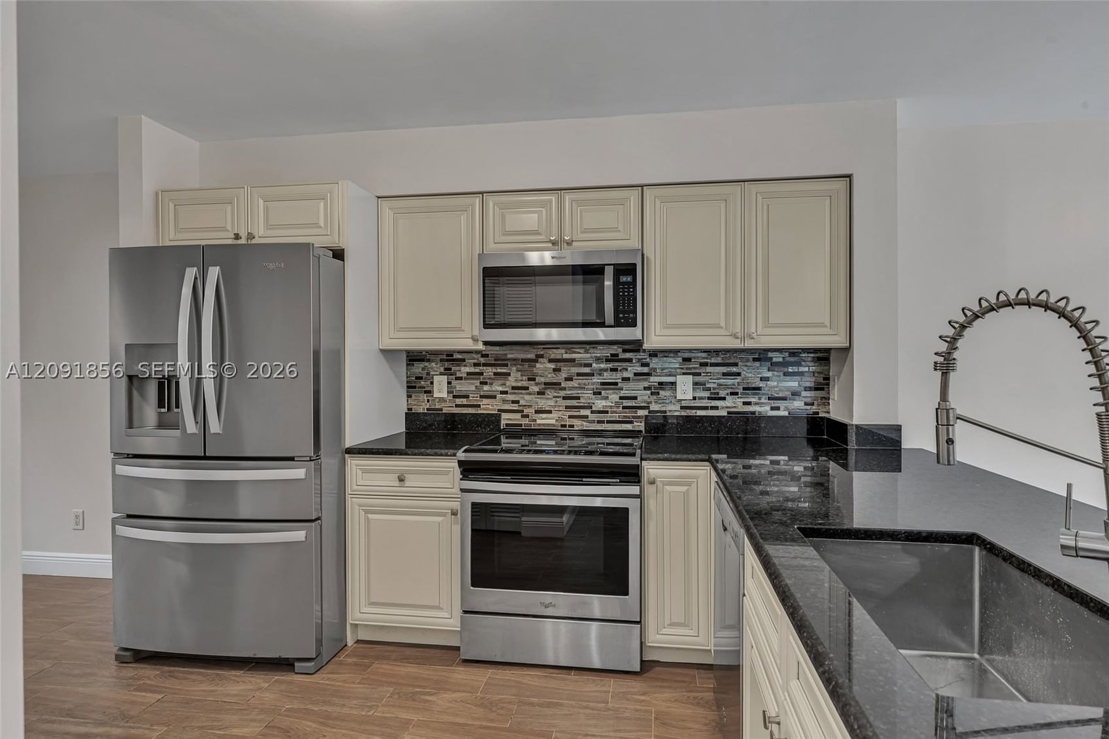 Real estate property located at 1724 110th Ter, Broward, Village At Harmony Lake, Davie, FL