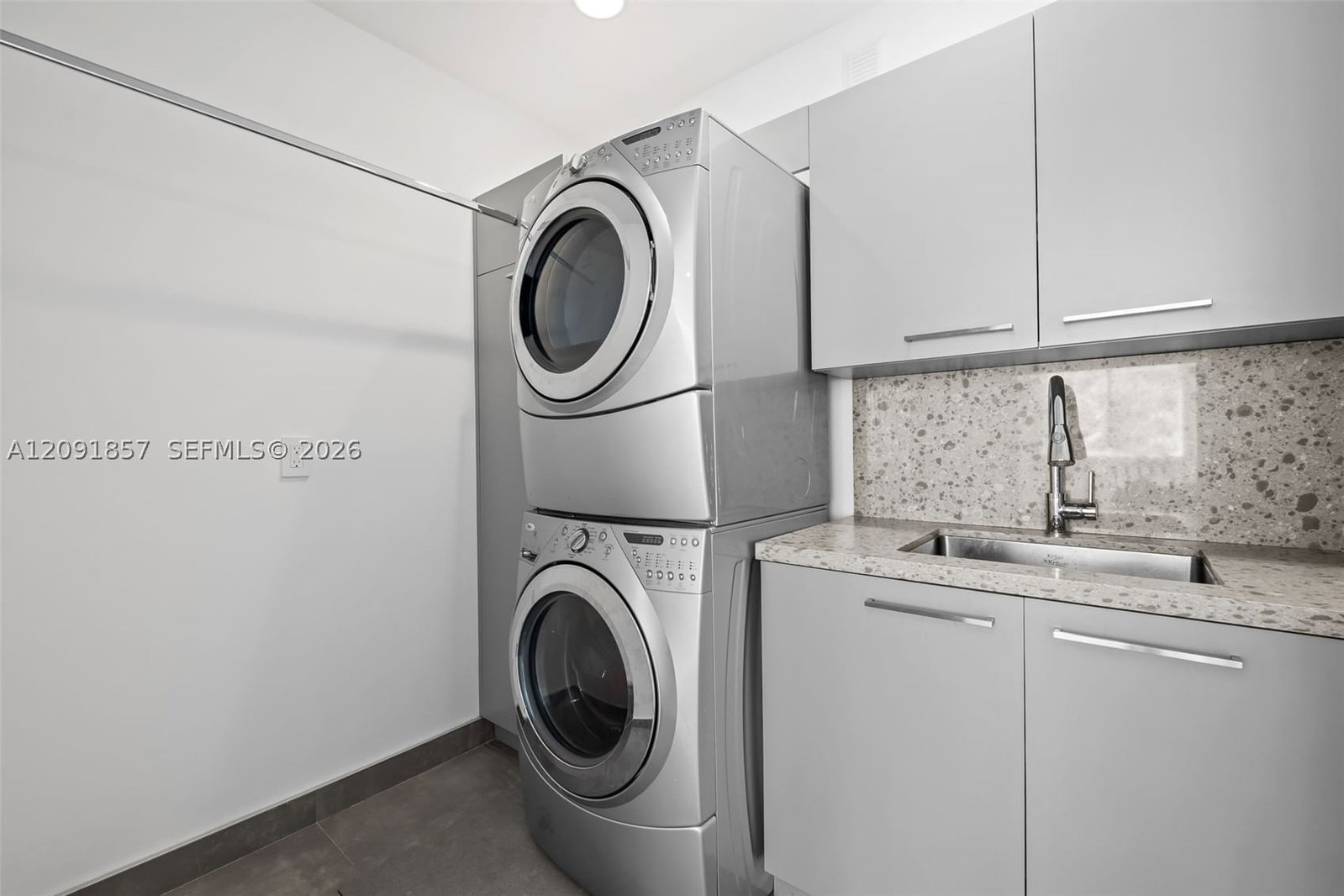 Real estate property located at 2317 Atlantic Blvd, Broward, Lauderdale Beach, Fort Lauderdale, FL