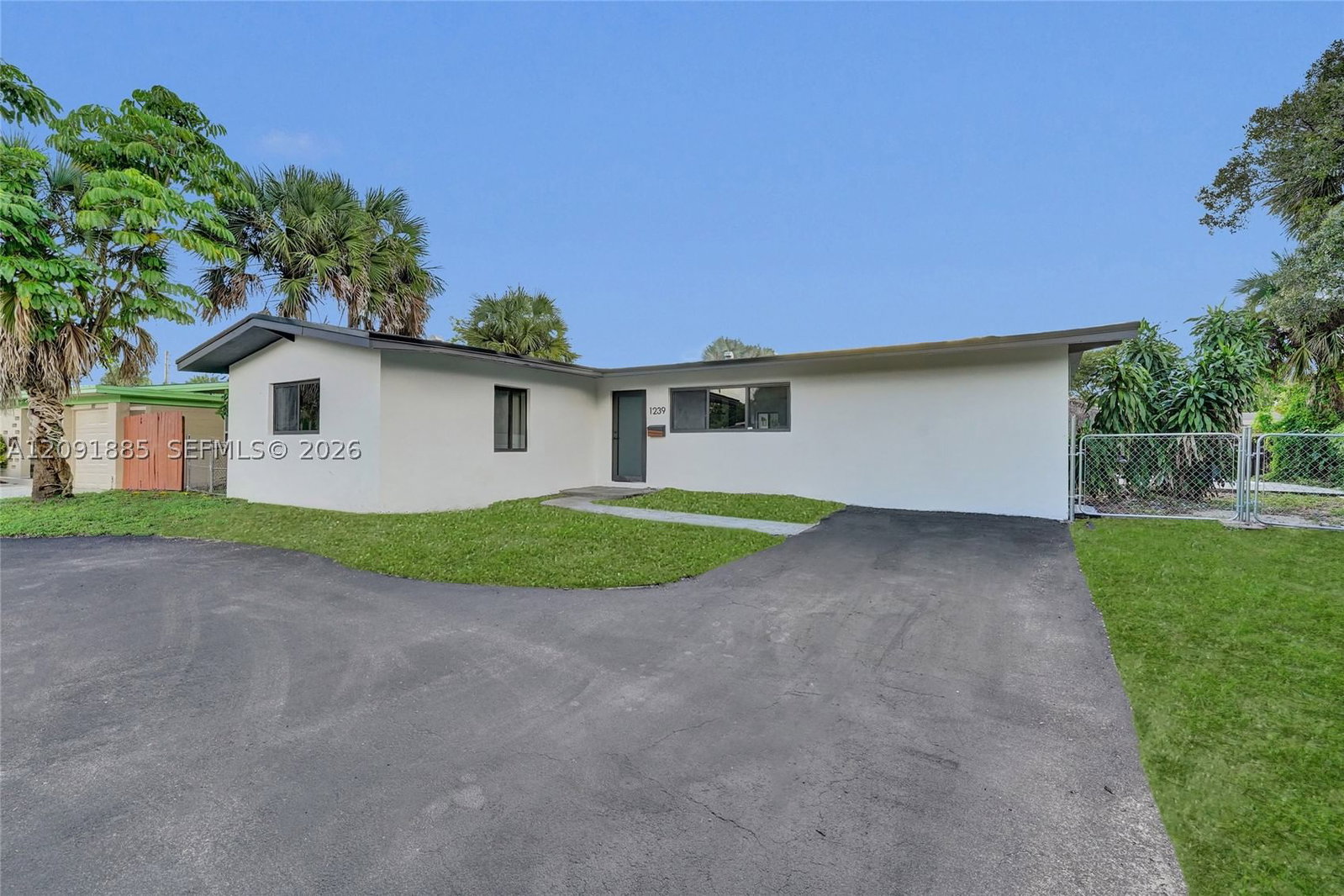 Real estate property located at 1239 29th Ter, Broward, Gillcrest First Add, Fort Lauderdale, FL