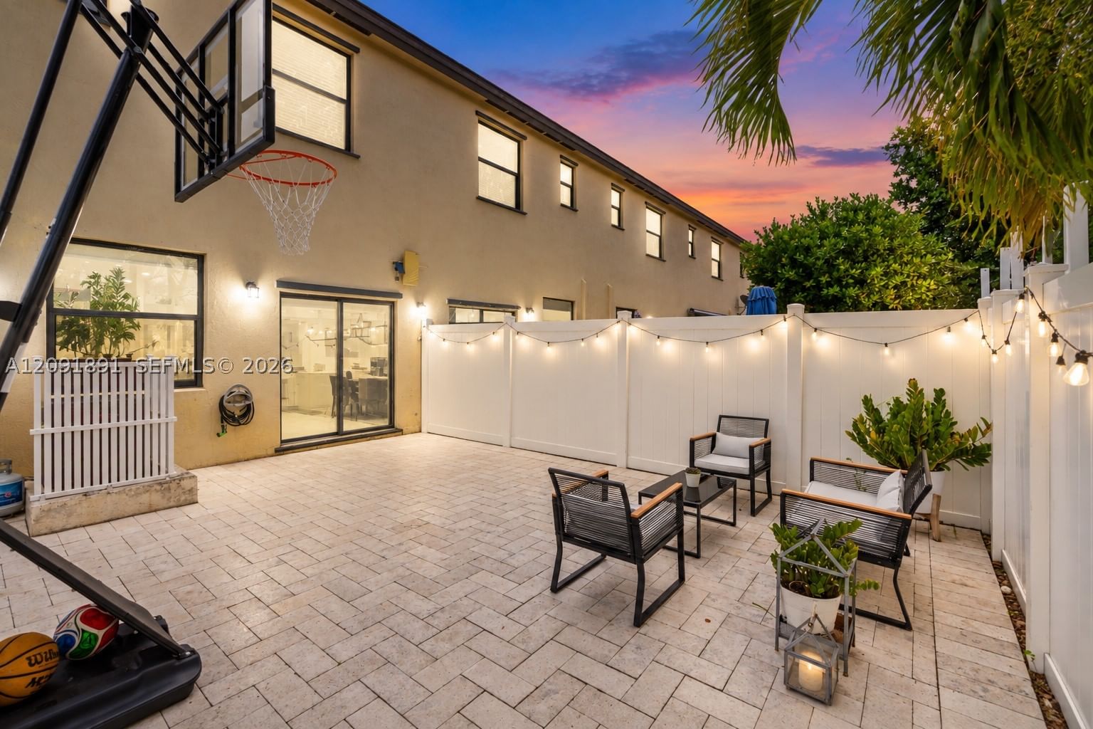 Real estate property located at 10496 33rd Ln, Miami-dade, Aquabella Section Two, Hialeah, FL
