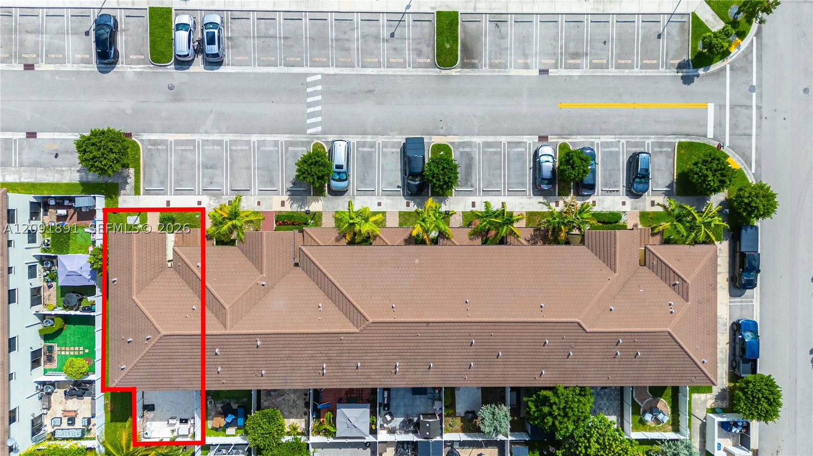 Real estate property located at 10496 33rd Ln, Miami-dade, Aquabella Section Two, Hialeah, FL