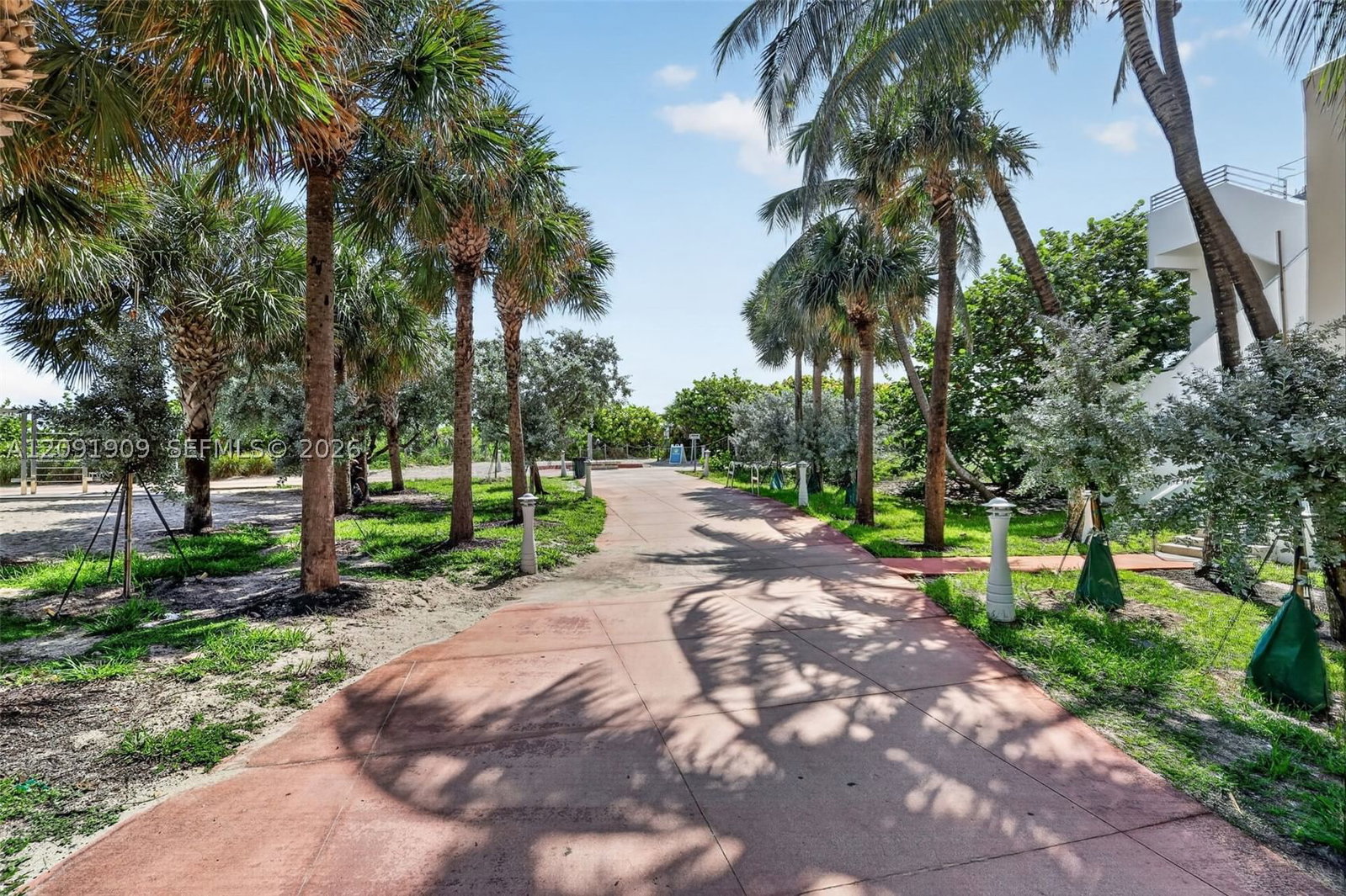 Real estate property located at 7135 Collins Ave #805, Miami-dade, Burleigh House Condo, Miami Beach, FL