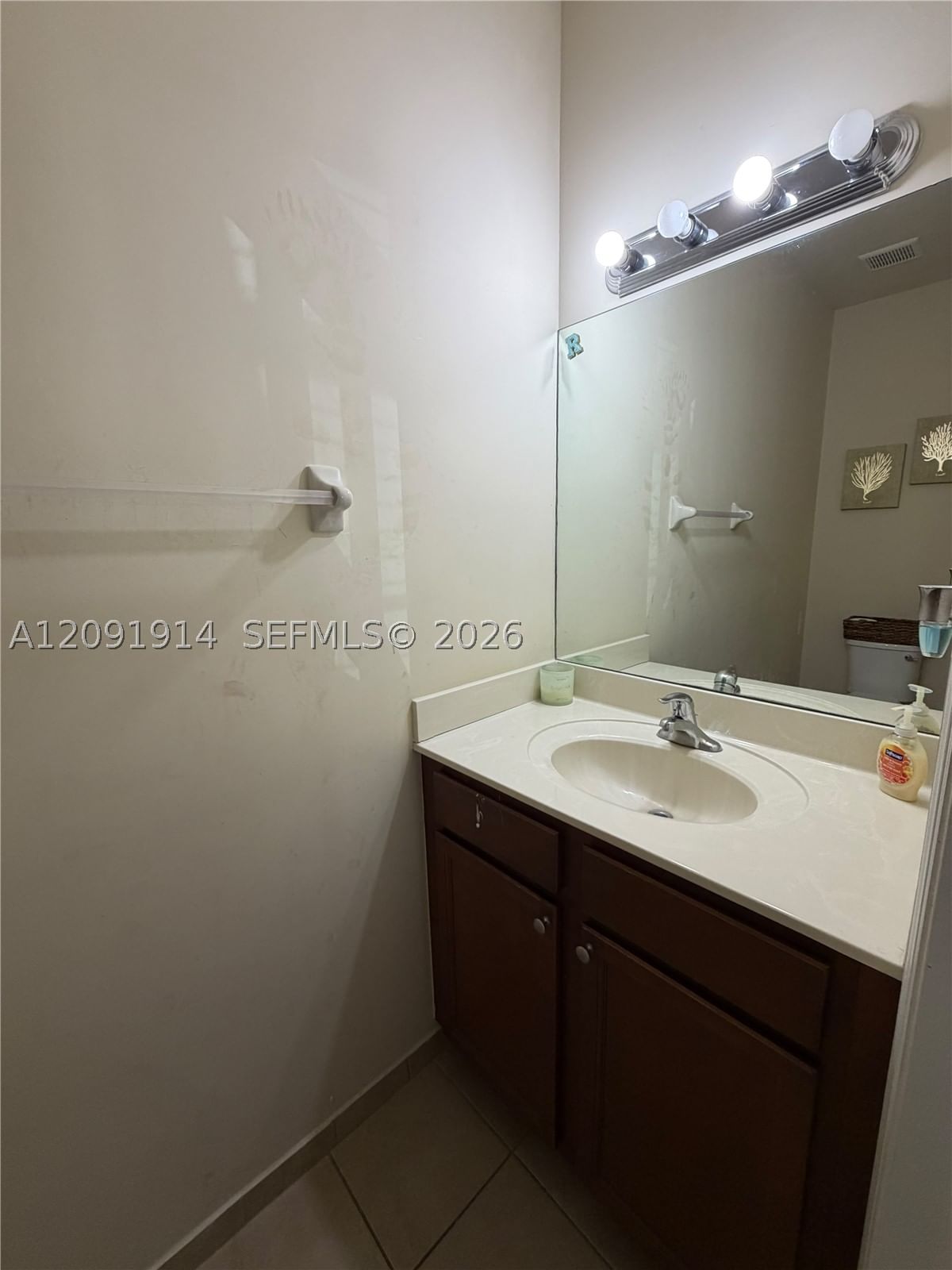 Real estate property located at 3515 89th Pl, Miami-dade, Bellagio Villas, Hialeah, FL