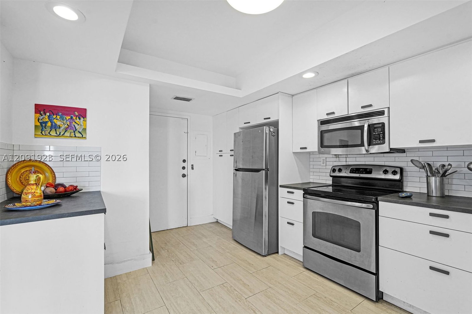 Real estate property located at 2100 Sans Souci Blvd C404, Miami-dade, Bayview Towers Condo Sout, North Miami, FL