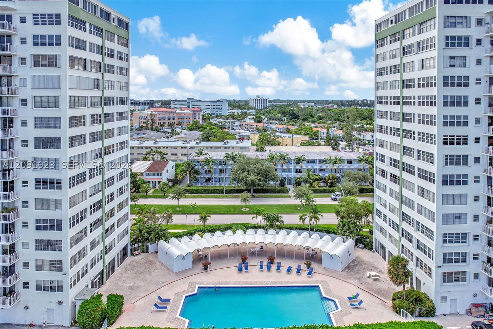 Real estate property located at 2100 Sans Souci Blvd C404, Miami-dade, Bayview Towers Condo Sout, North Miami, FL