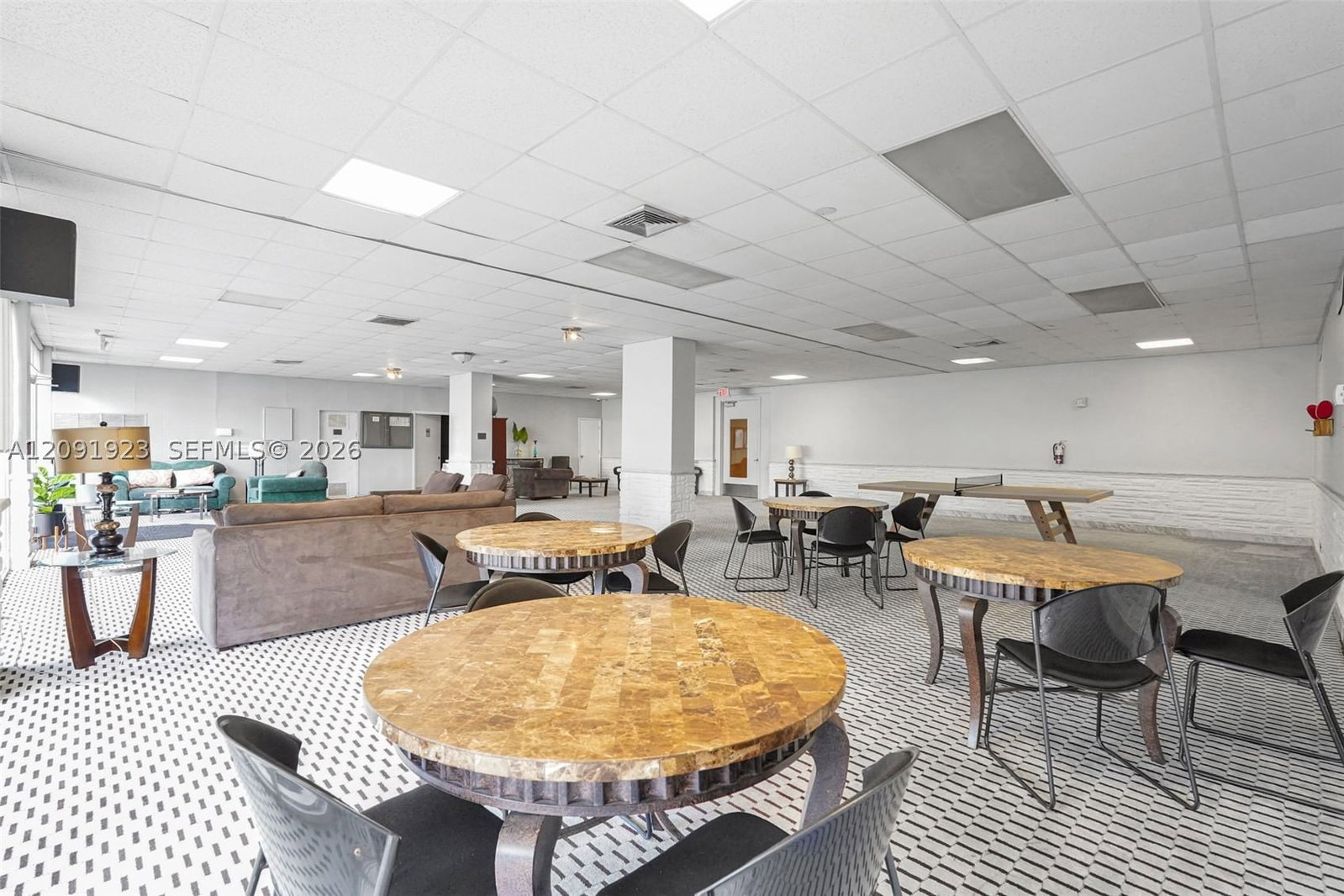 Real estate property located at 2100 Sans Souci Blvd C404, Miami-dade, Bayview Towers Condo Sout, North Miami, FL