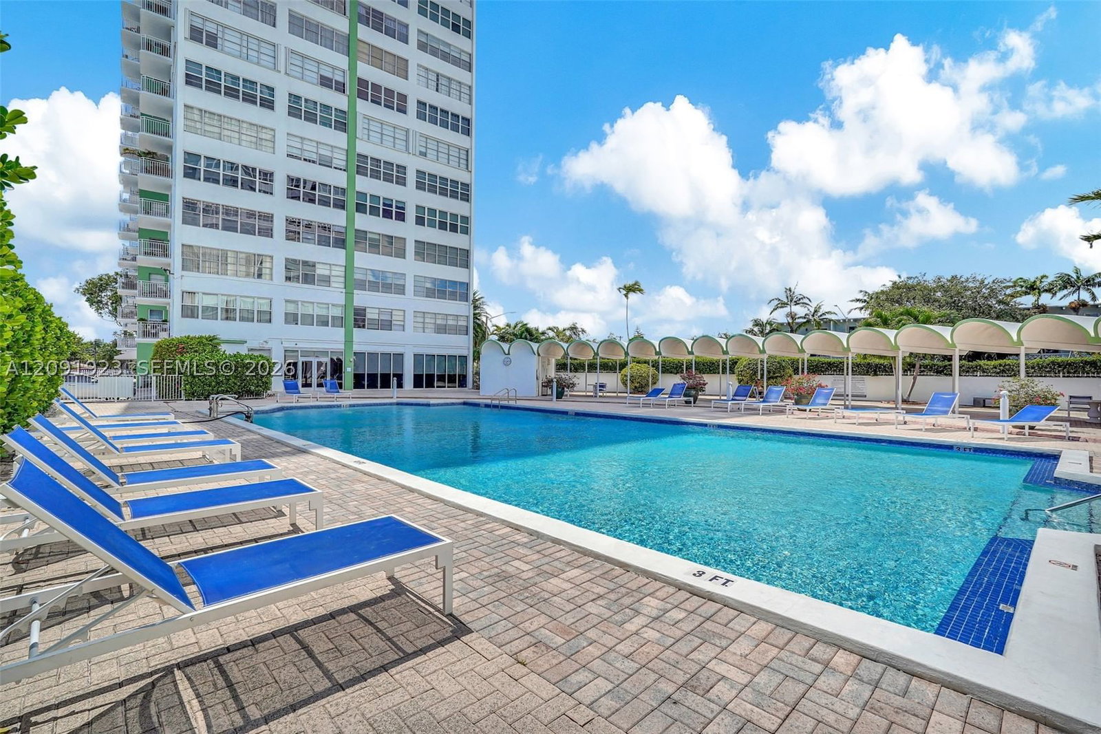 Real estate property located at 2100 Sans Souci Blvd C404, Miami-dade, Bayview Towers Condo Sout, North Miami, FL