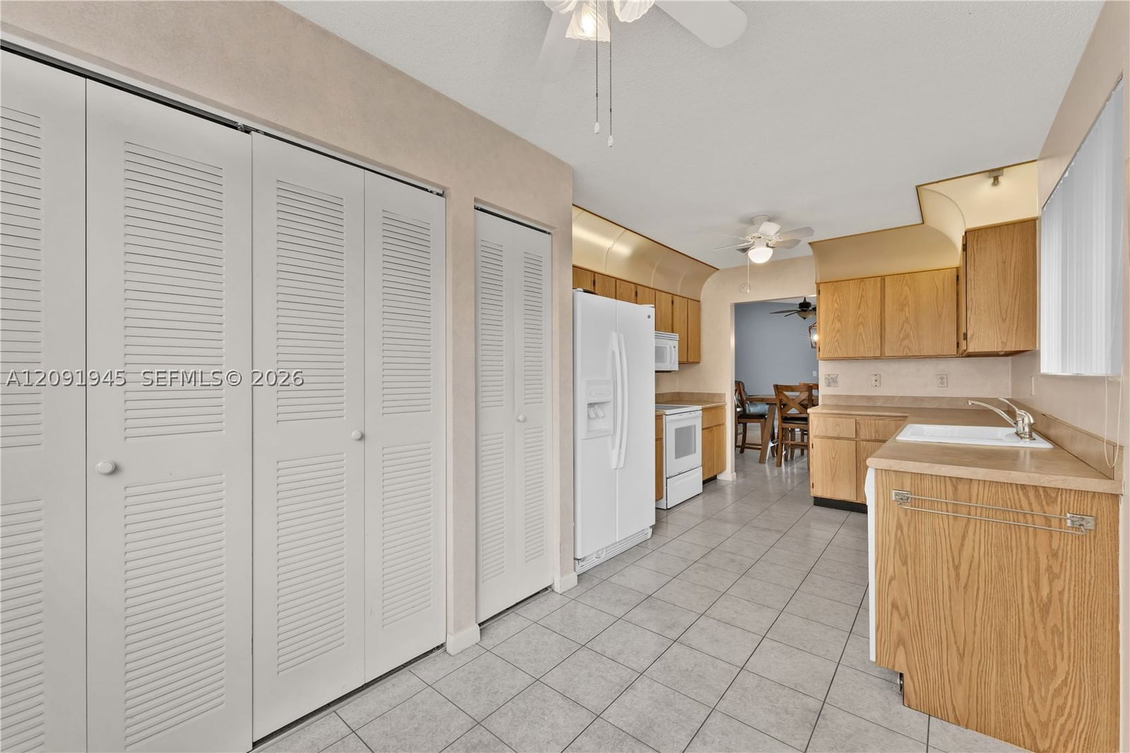 Real estate property located at 9351 23rd St #3304, Broward, Gardens 4 Condo, Davie, FL