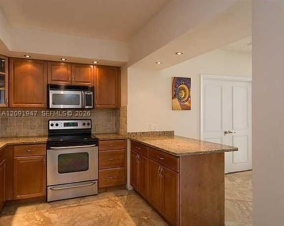 Real estate property located at 20281 Country Club Dr #1105, Miami-dade, Hamptons West Condo, Aventura, FL
