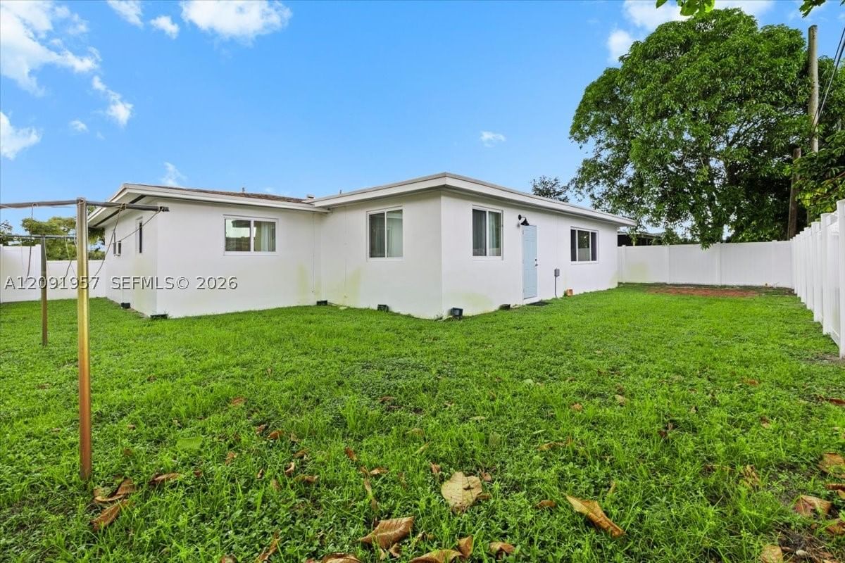 Real estate property located at , Broward, Boulevard Park, Pembroke Pines, FL