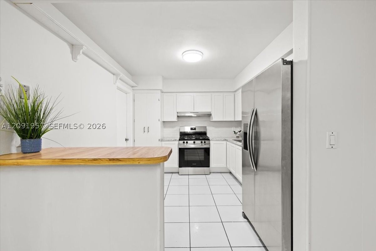Real estate property located at , Broward, Boulevard Park, Pembroke Pines, FL
