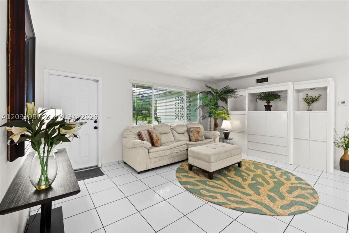 Real estate property located at , Broward, Boulevard Park, Pembroke Pines, FL