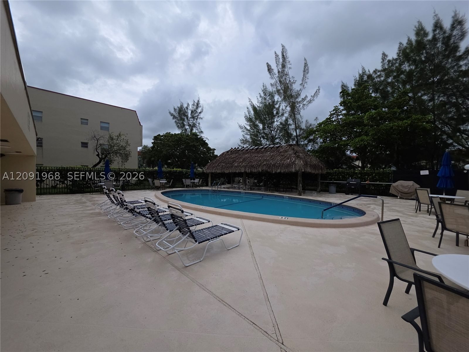 Real estate property located at 3071 Sunrise Lakes Dr #107, Broward, Sunrise Lakes 21 Condo, Sunrise, FL