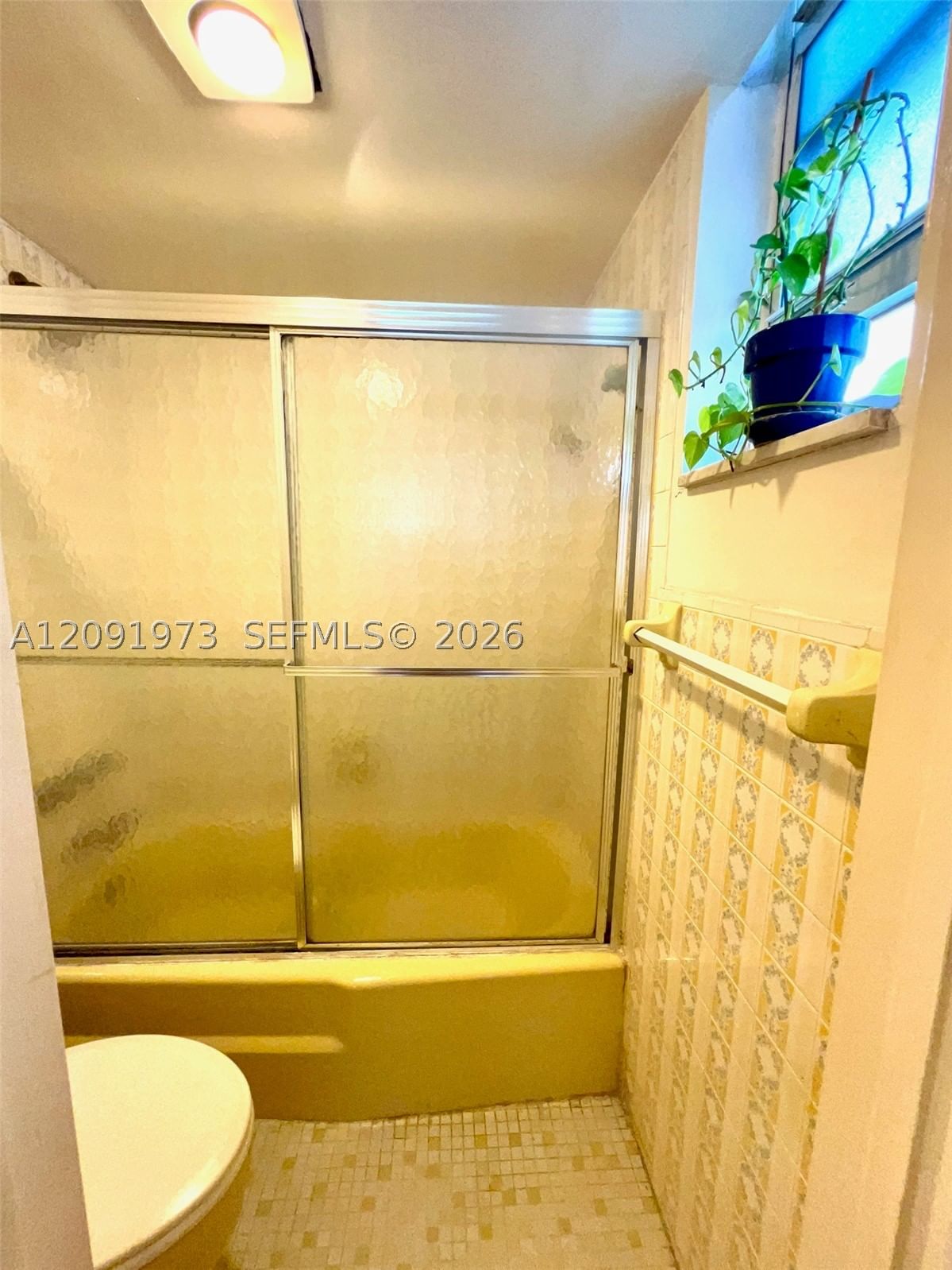 Real estate property located at 1658 Bay Rd #203, Miami-dade, Lincoln Palace Condo, Miami Beach, FL