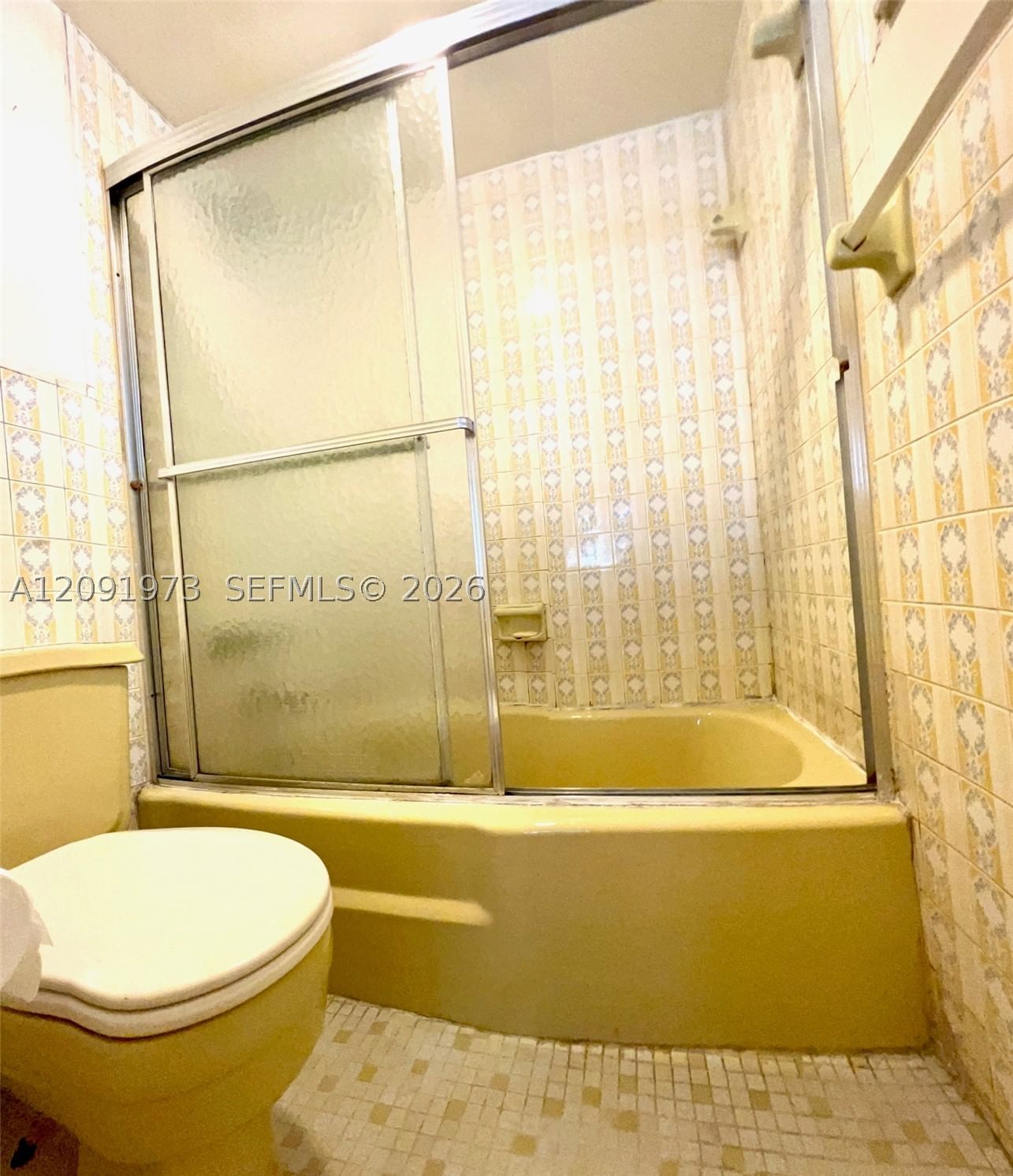 Real estate property located at 1658 Bay Rd #203, Miami-dade, Lincoln Palace Condo, Miami Beach, FL