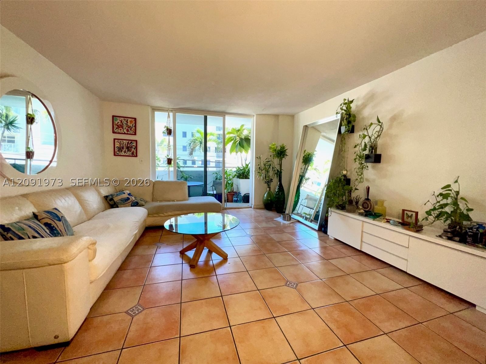 Real estate property located at 1658 Bay Rd #203, Miami-dade, Lincoln Palace Condo, Miami Beach, FL