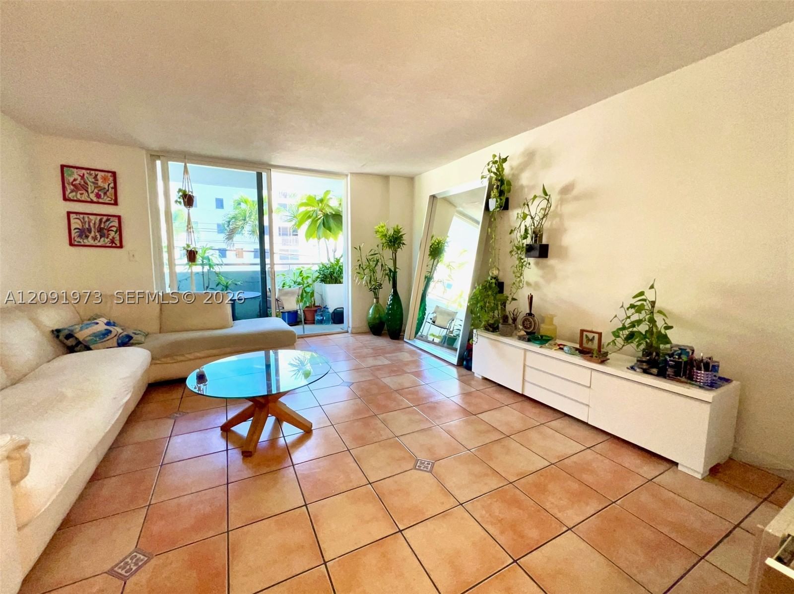 Real estate property located at 1658 Bay Rd #203, Miami-dade, Lincoln Palace Condo, Miami Beach, FL