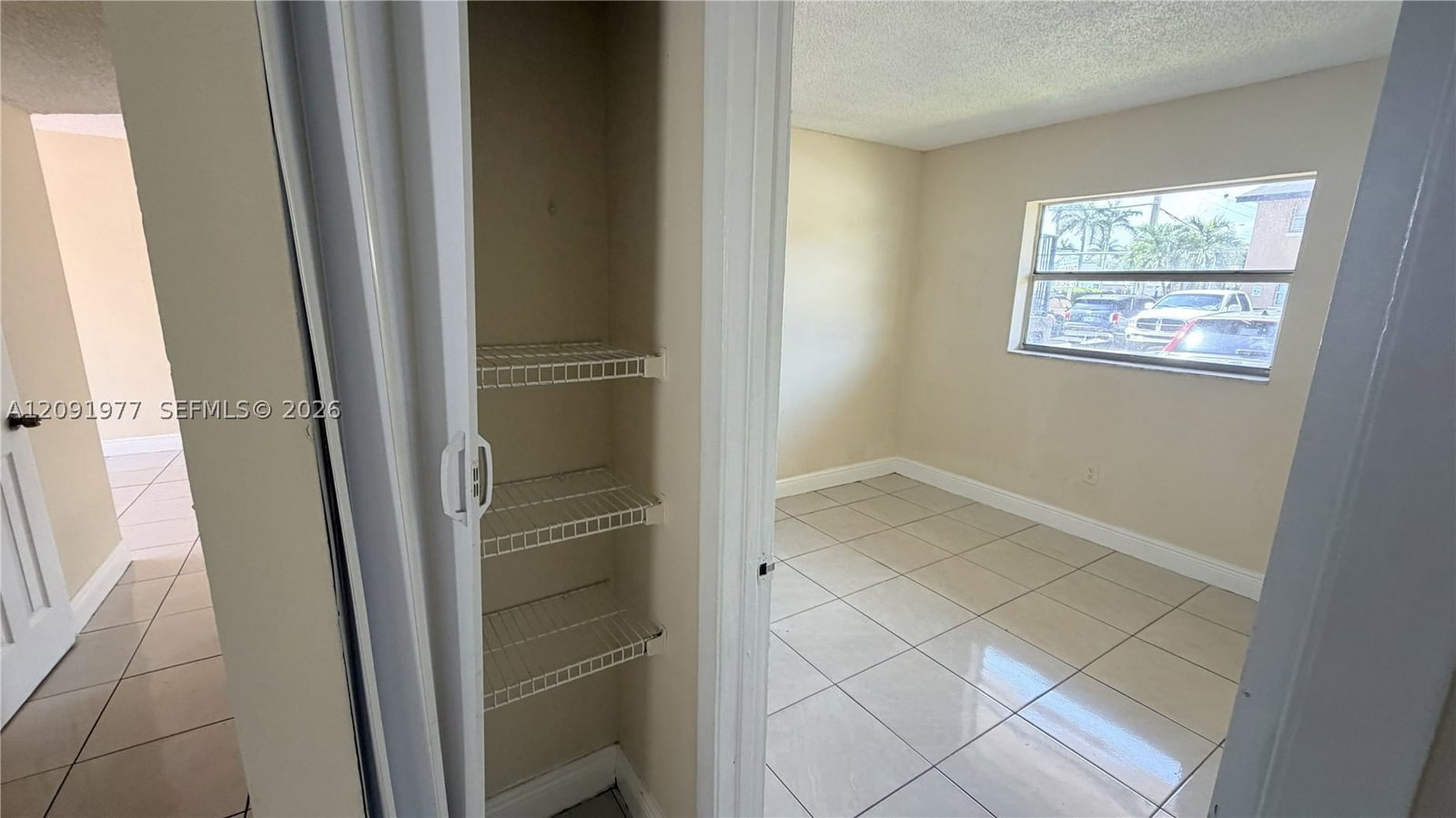 Real estate property located at 5461 24th Ave #18, Miami-dade, Las Villas Segovia Condo, Hialeah, FL
