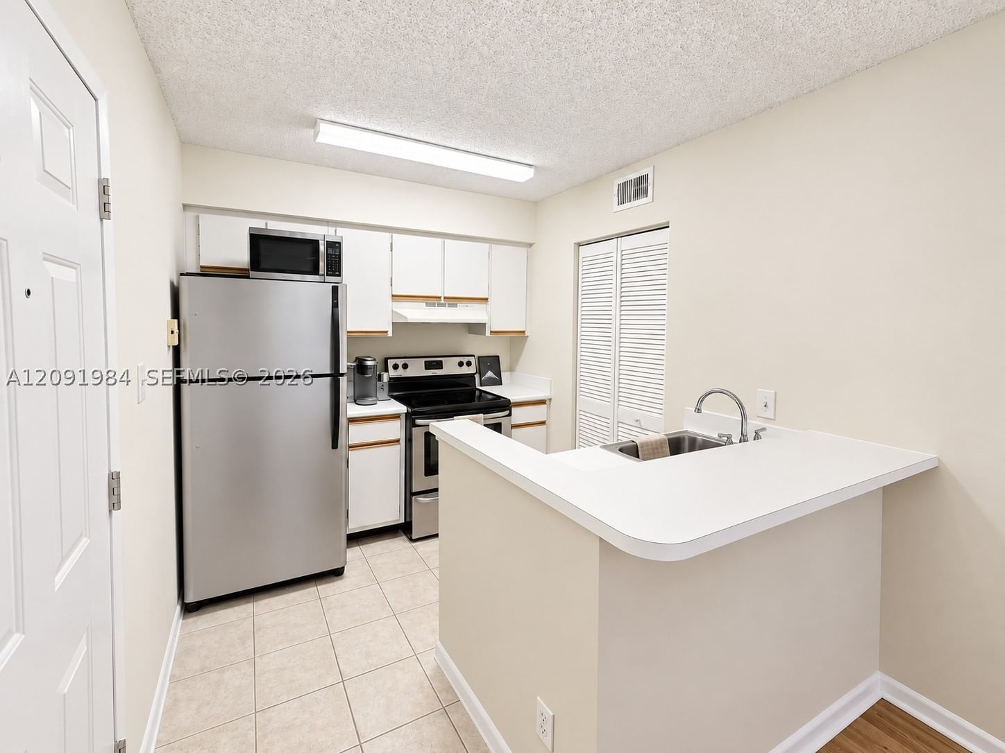 Real estate property located at 620 Park Rd #25-2, Broward, Hollywood Parc Condominiu, Hollywood, FL