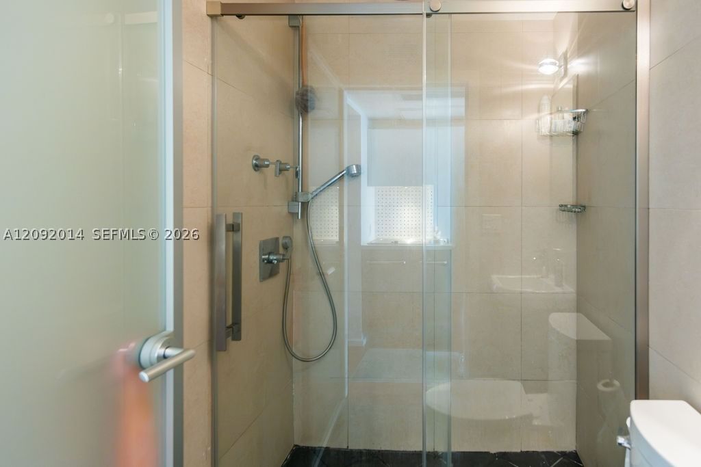 Real estate property located at 1601 West Ave #209, Miami-dade, Fontana Condo, Miami Beach, FL