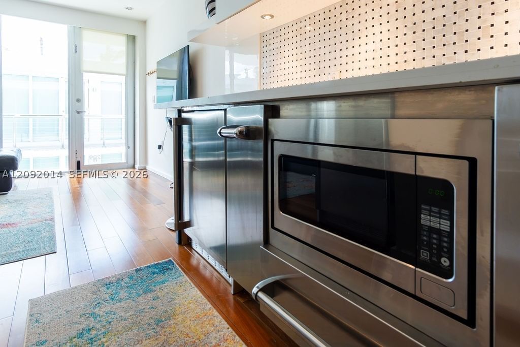 Real estate property located at 1601 West Ave #209, Miami-dade, Fontana Condo, Miami Beach, FL