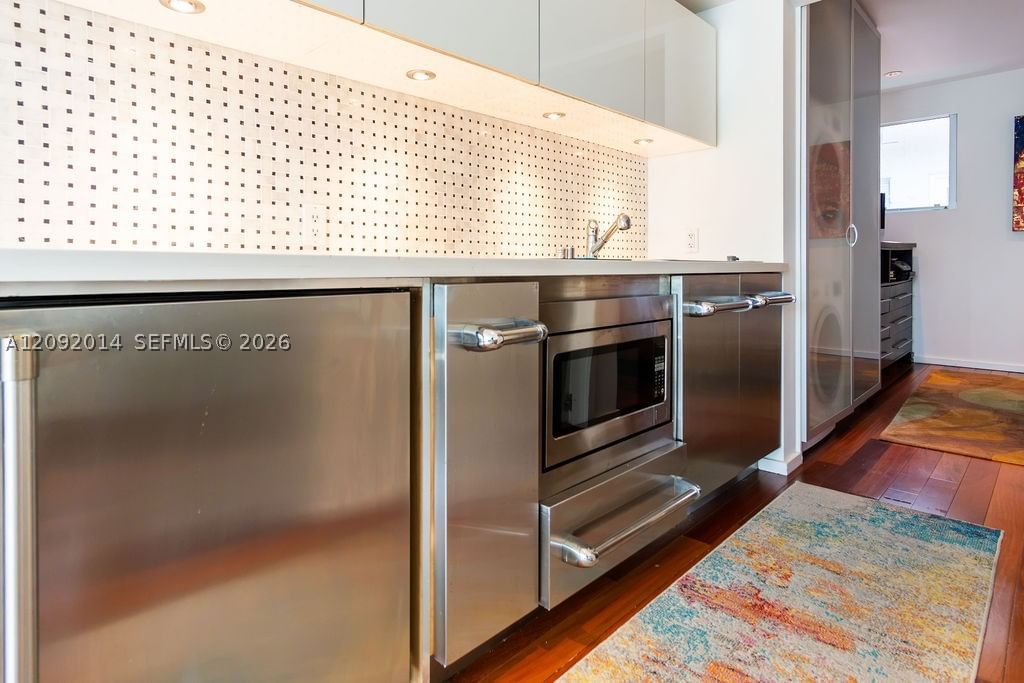 Real estate property located at 1601 West Ave #209, Miami-dade, Fontana Condo, Miami Beach, FL