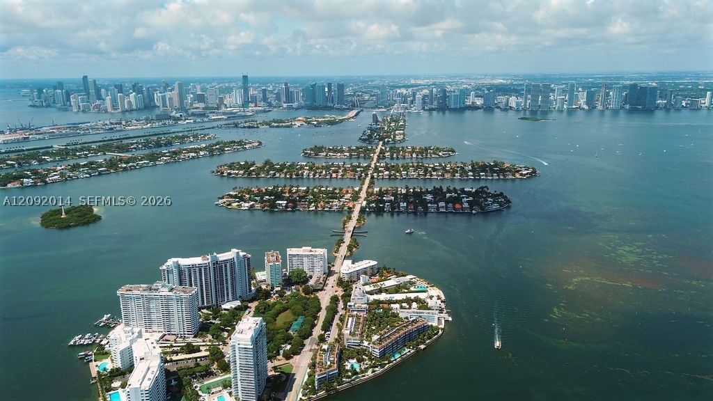 Real estate property located at 1601 West Ave #209, Miami-dade, Fontana Condo, Miami Beach, FL