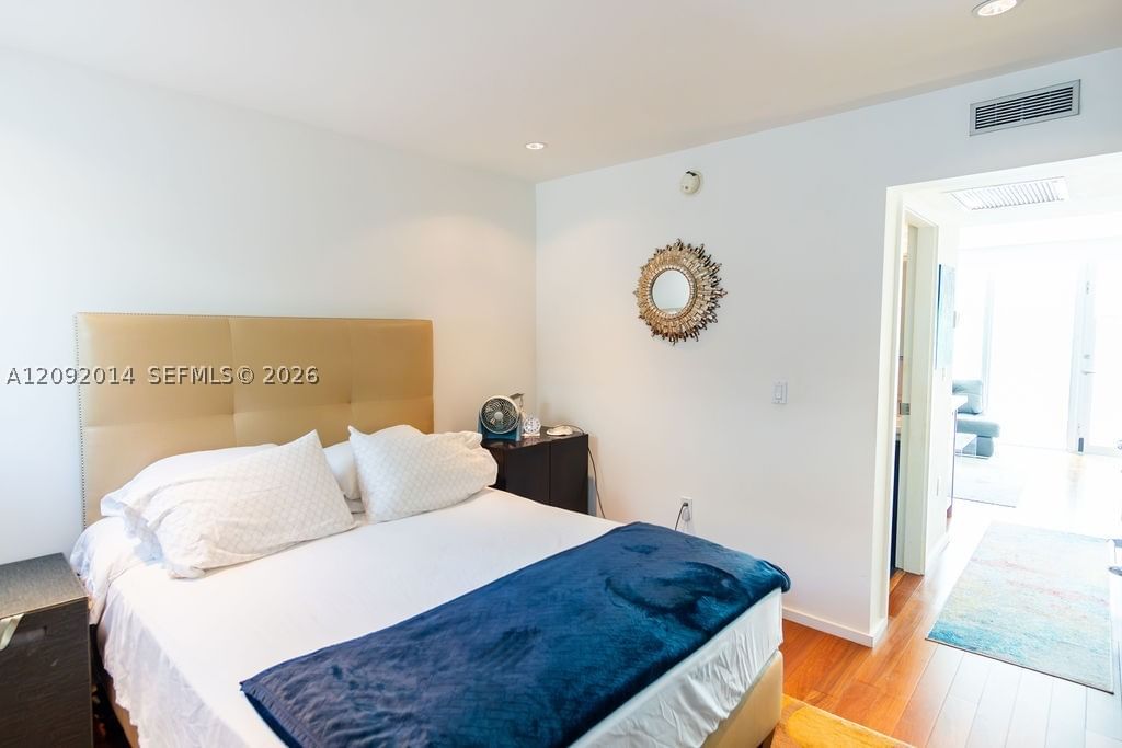 Real estate property located at 1601 West Ave #209, Miami-dade, Fontana Condo, Miami Beach, FL