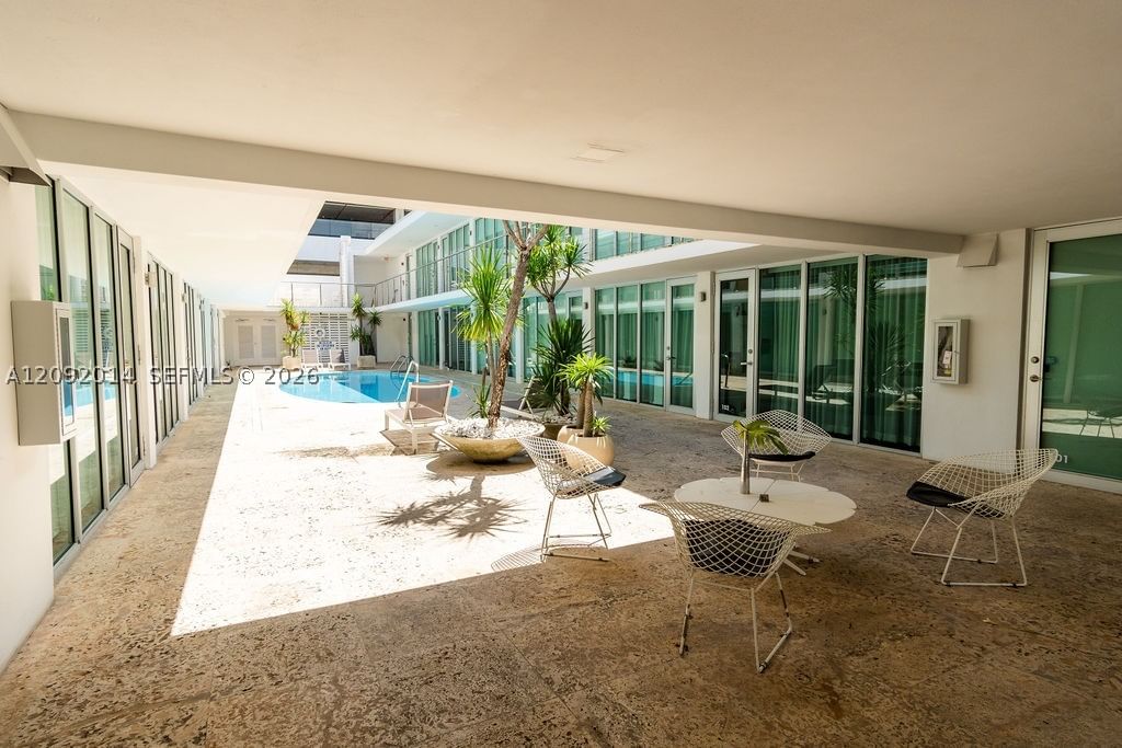 Real estate property located at 1601 West Ave #209, Miami-dade, Fontana Condo, Miami Beach, FL