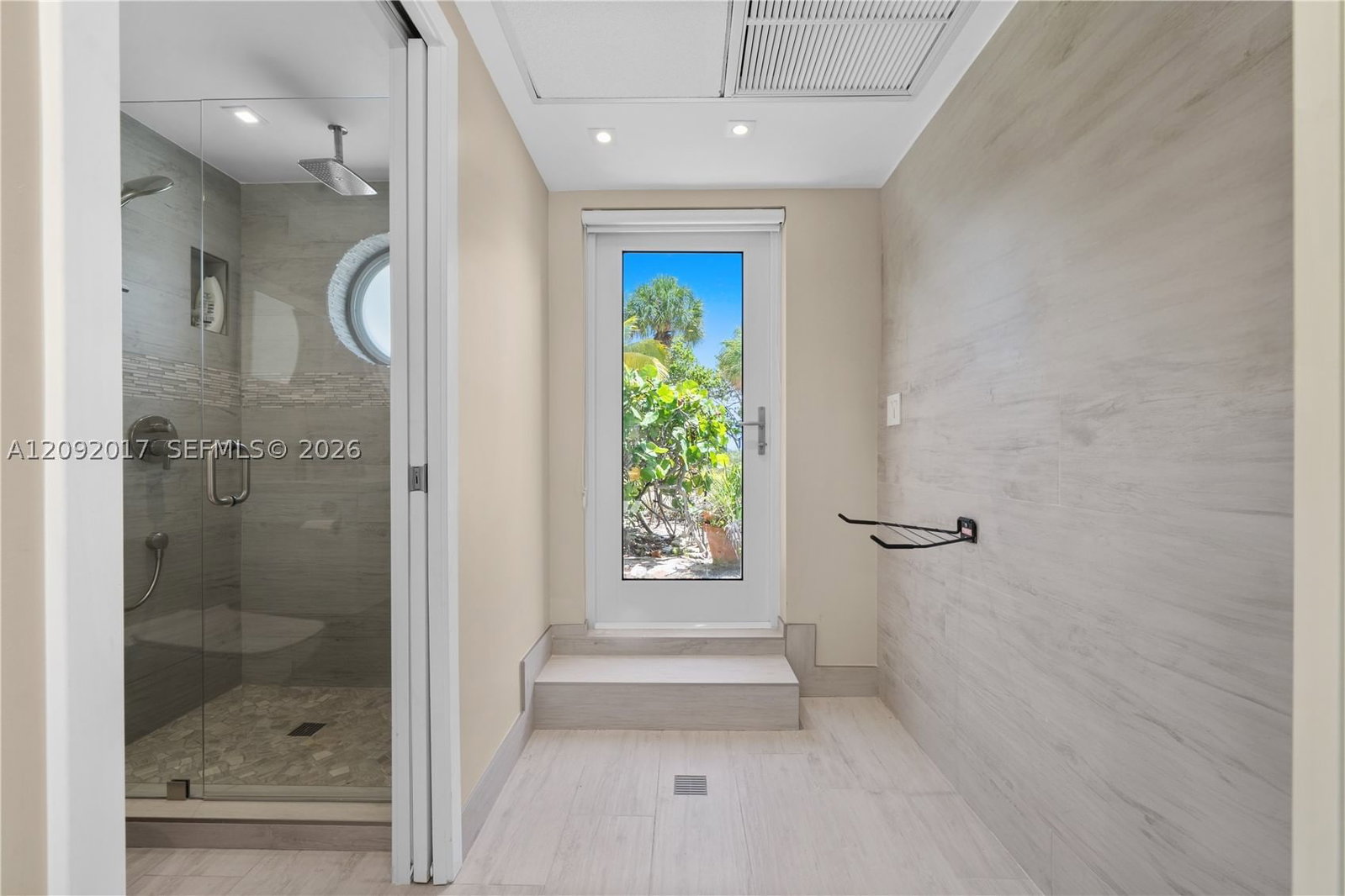Real estate property located at 9999 Collins Ave #9J, Miami-dade, Bal Harbour Tower Condo, Bal Harbour, FL