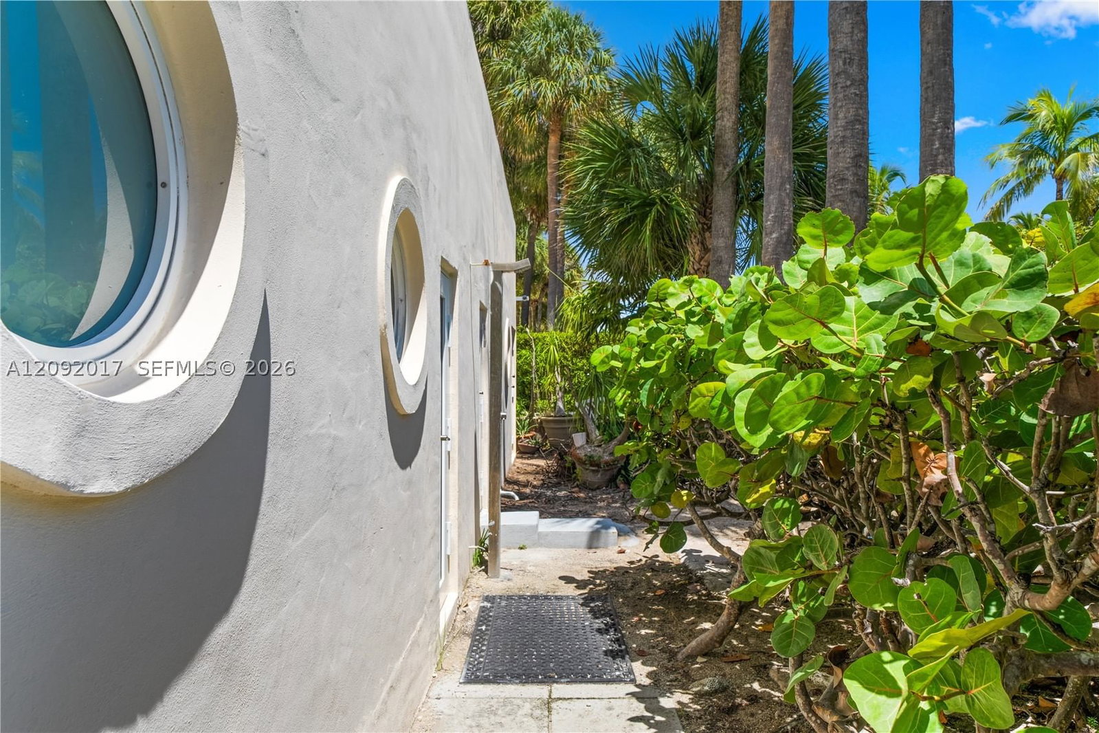 Real estate property located at 9999 Collins Ave #9J, Miami-dade, Bal Harbour Tower Condo, Bal Harbour, FL