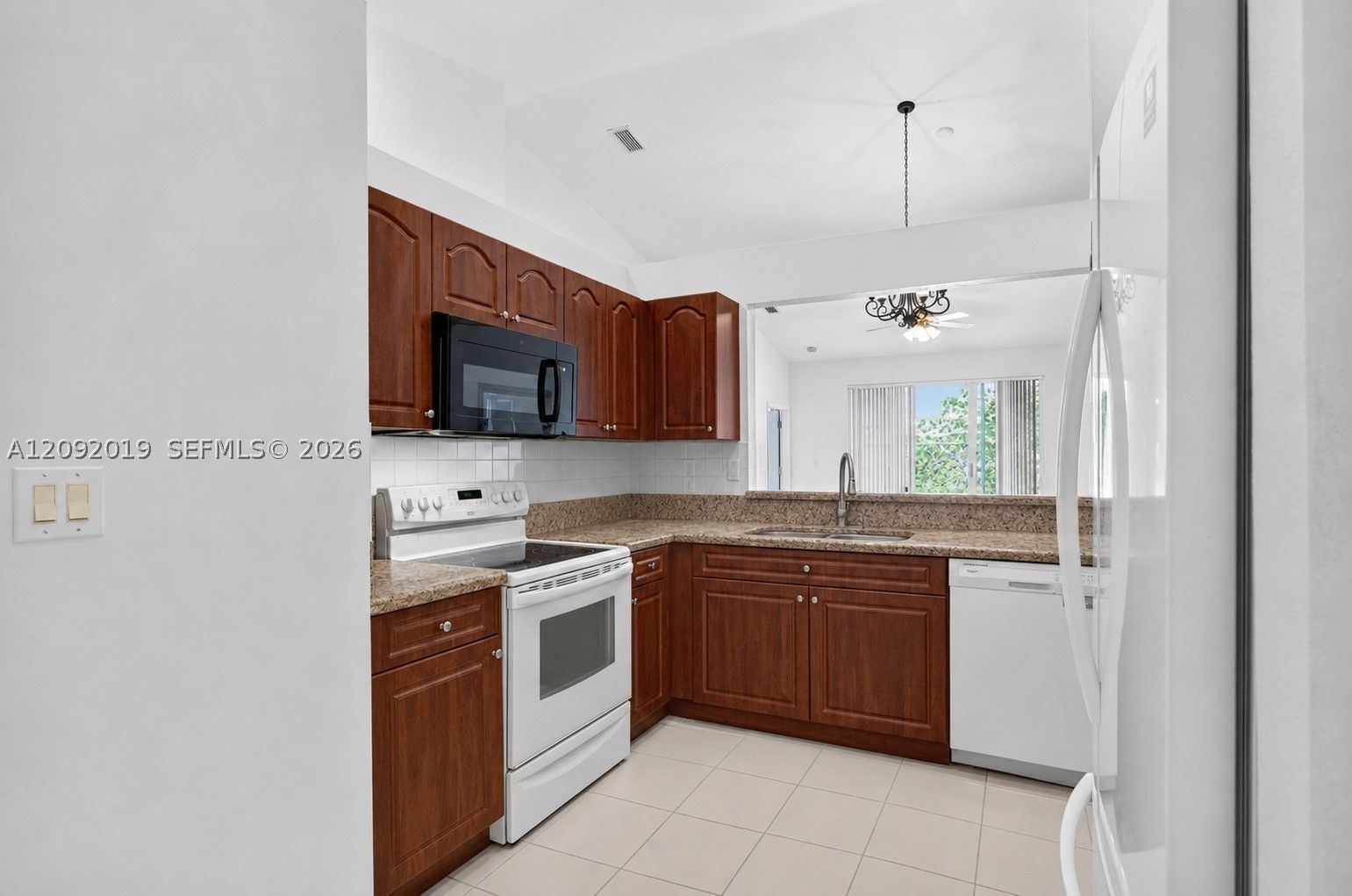 Real estate property located at 2501 Aragon Blvd #1, Broward, Regency Homes At Sunrise, Sunrise, FL