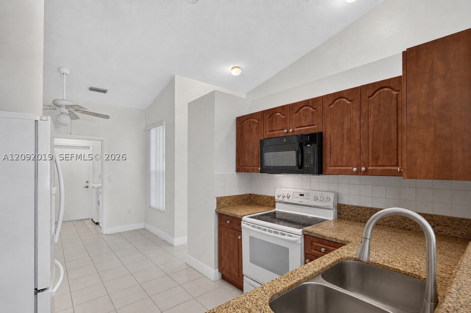 Real estate property located at 2501 Aragon Blvd #1, Broward, Regency Homes At Sunrise, Sunrise, FL
