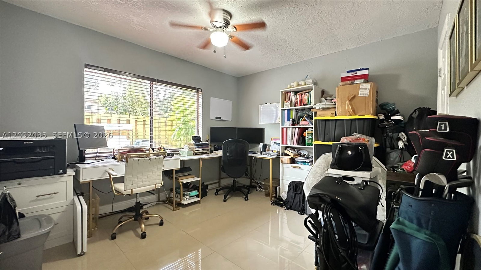 Real estate property located at 5012 University Dr, Broward, Saddle-up Plat, Davie, FL