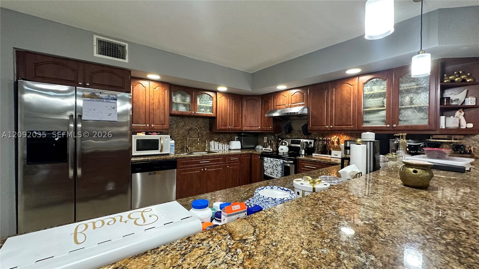 Real estate property located at 5012 University Dr, Broward, Saddle-up Plat, Davie, FL