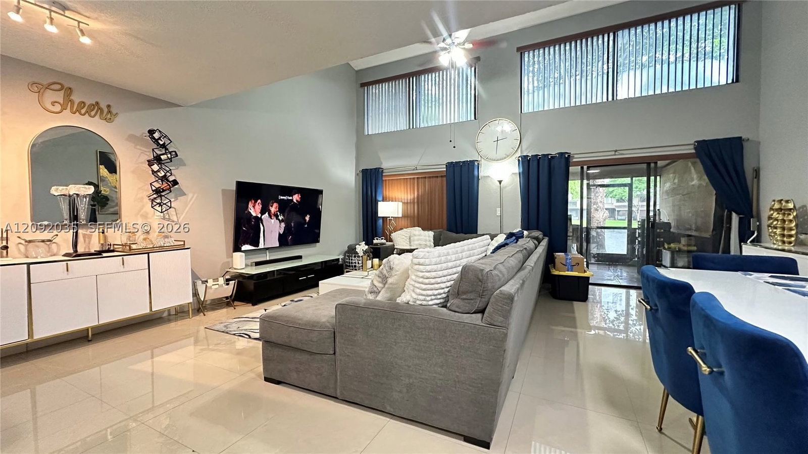 Real estate property located at 5012 University Dr, Broward, Saddle-up Plat, Davie, FL