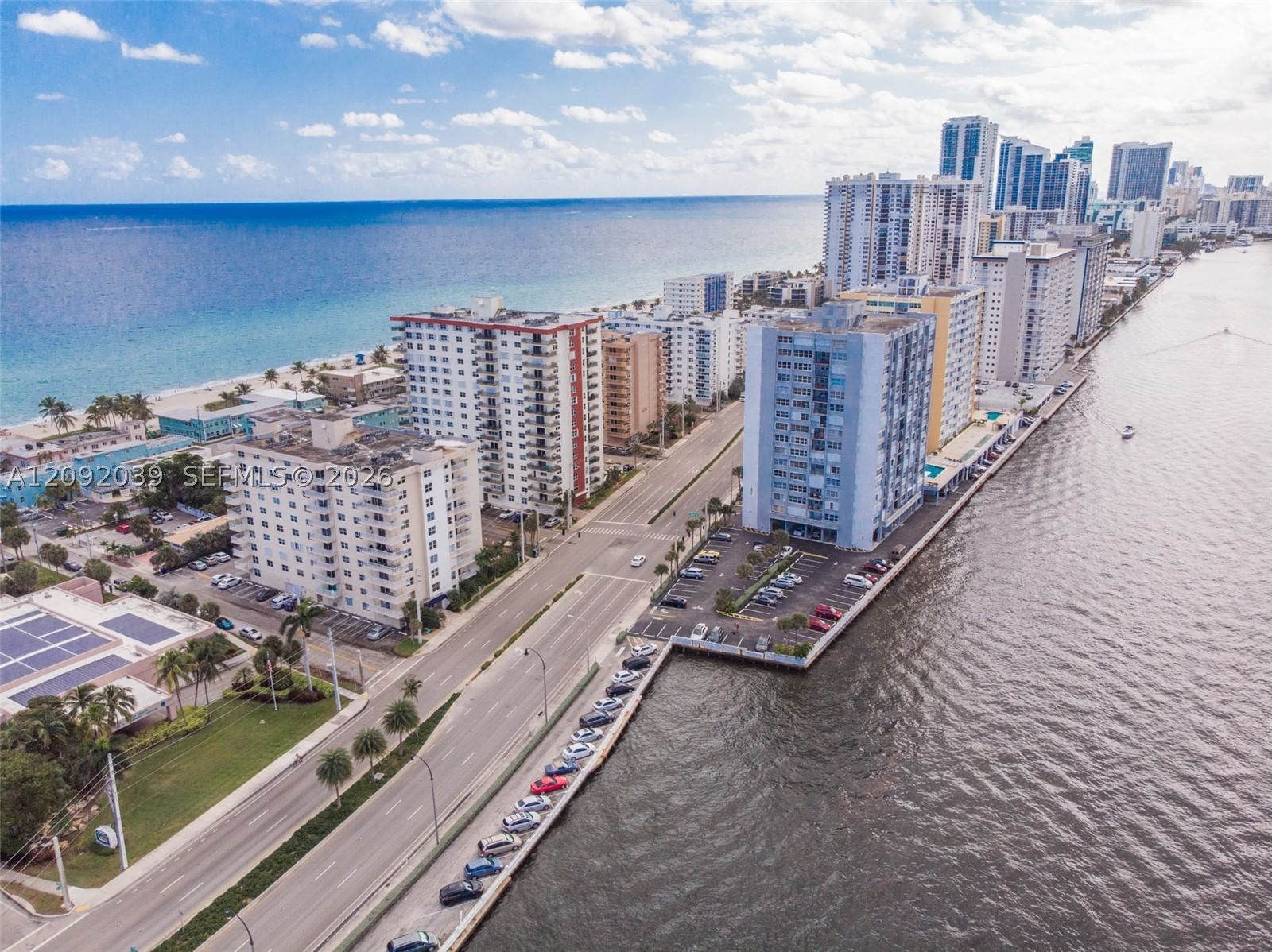 Real estate property located at 1501 Ocean Dr #605, Broward, Oxford Towers Condo, Hollywood, FL