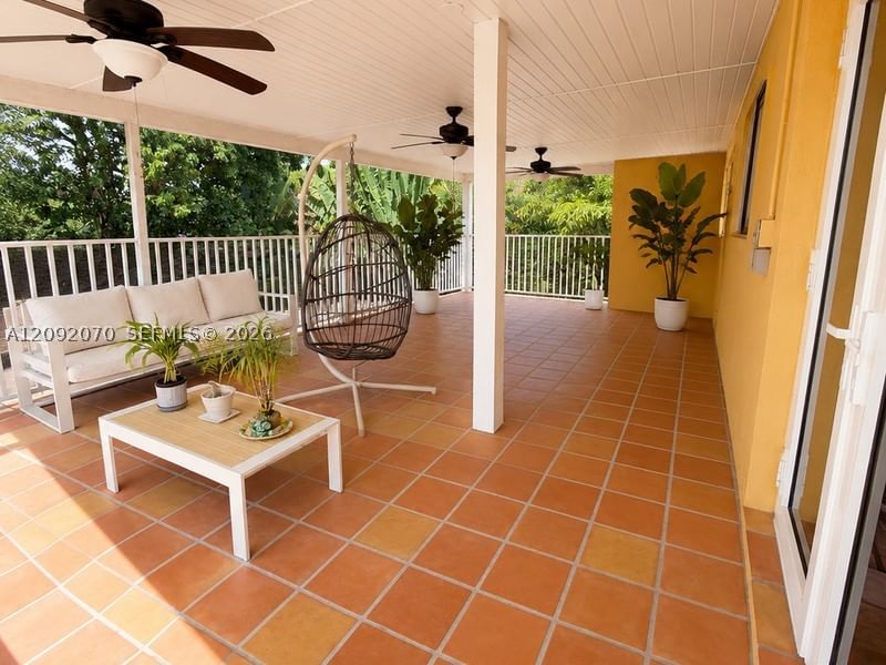Real estate property located at 985 10th St, Miami-dade, Lawrence Est Land Cos Sub, Miami, FL