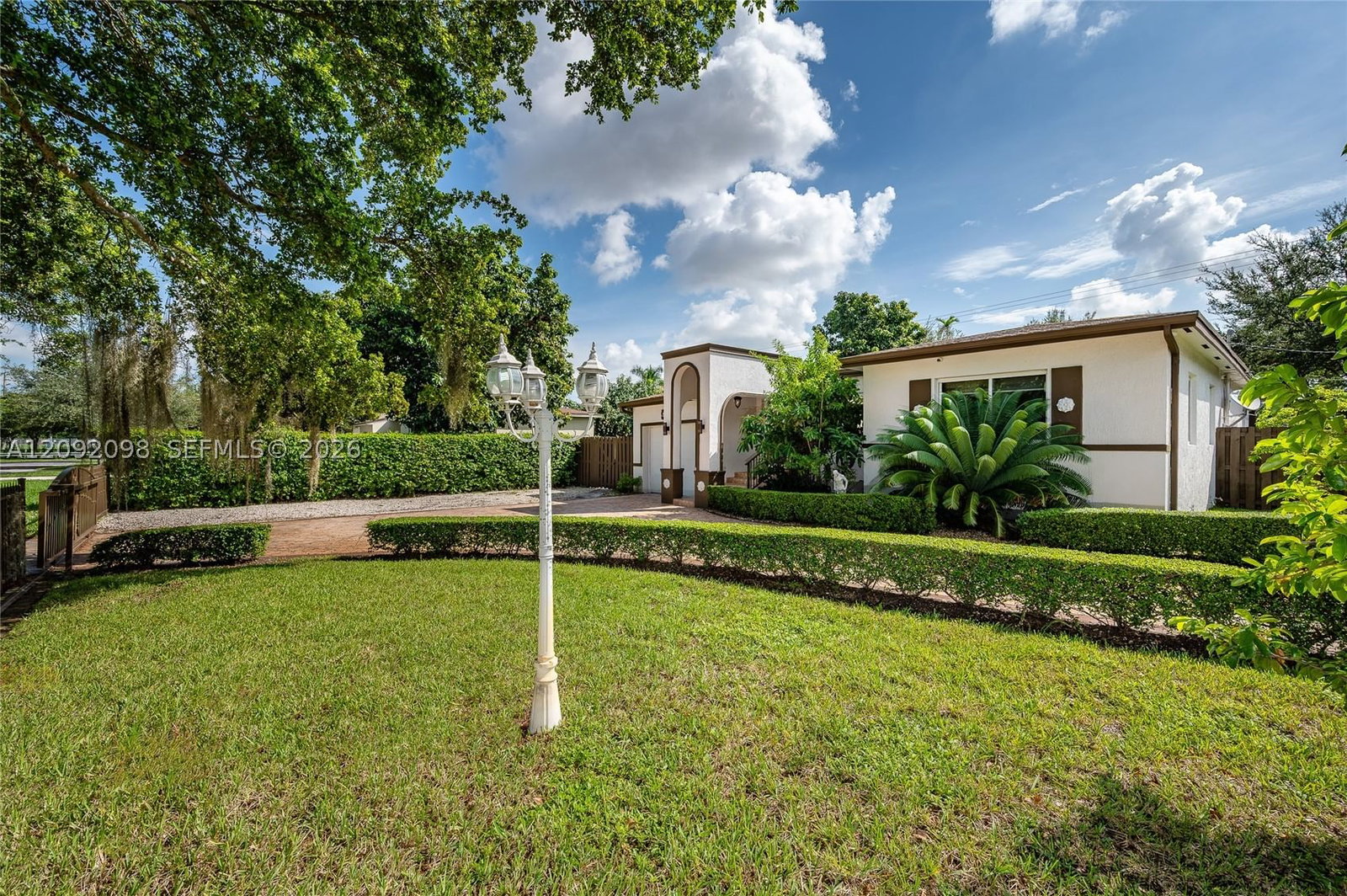 Real estate property located at 589 Miller Dr, Miami-dade, Foust Sub, Miami Springs, FL