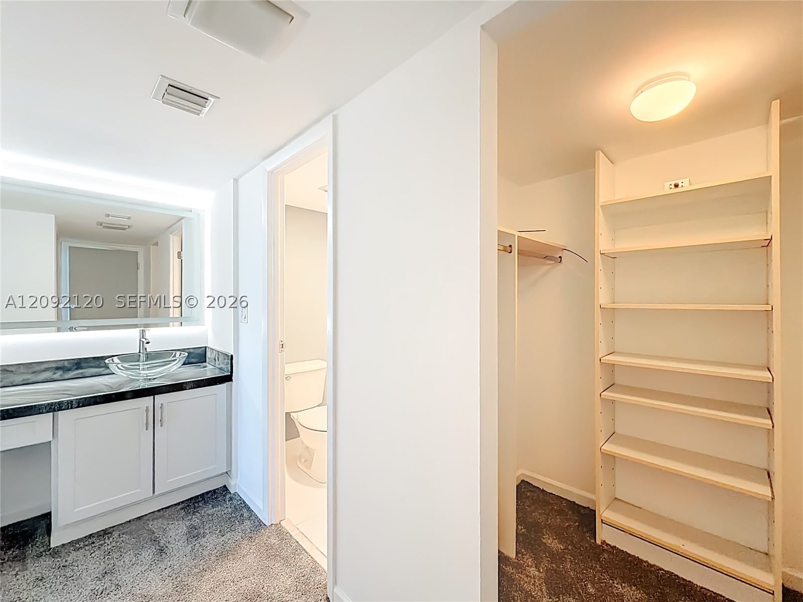 Real estate property located at 20301 Country Club Dr. #2428, Miami-dade, Coronado Condo- Tower Ii, Aventura, FL