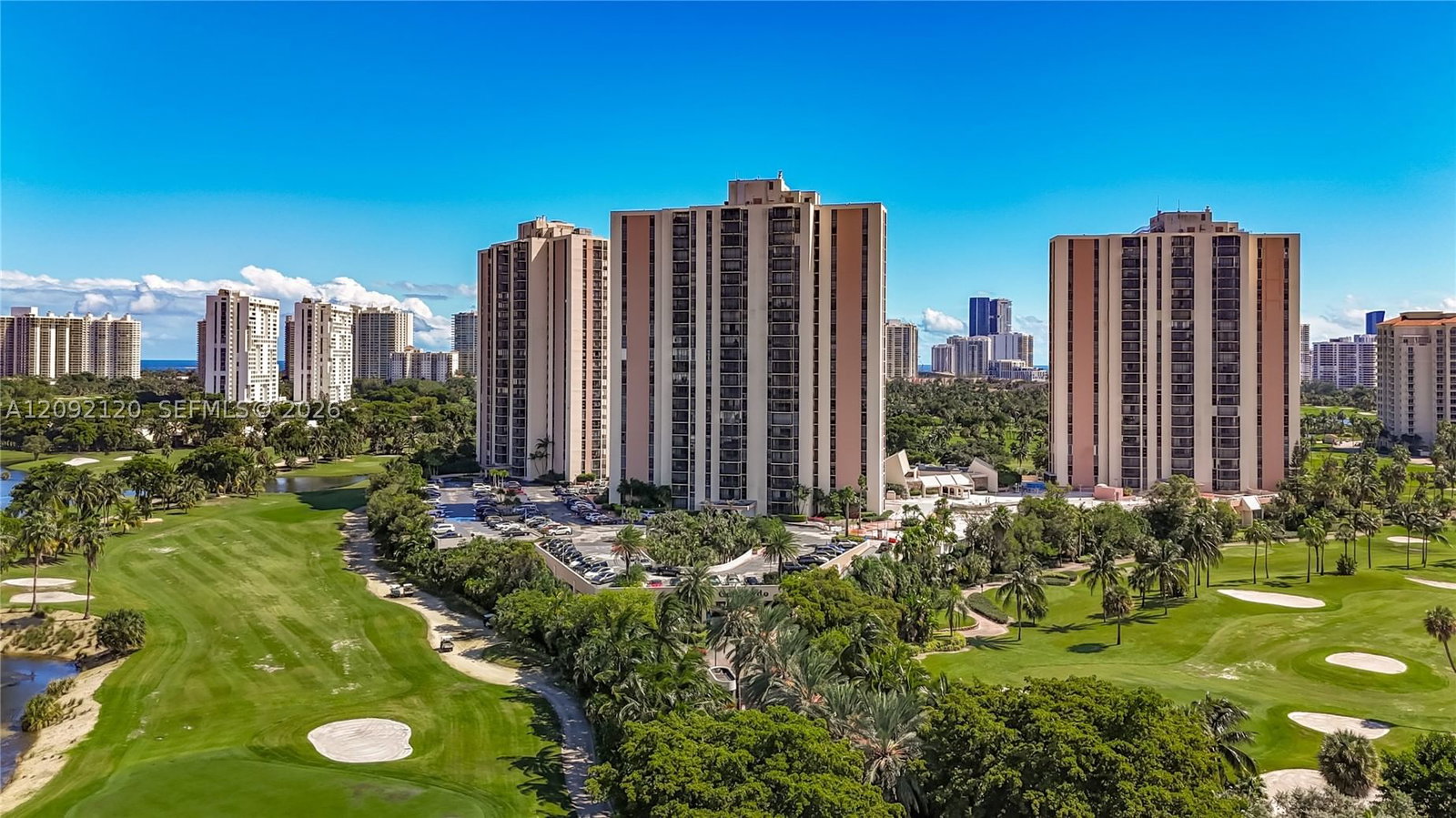 Real estate property located at 20301 Country Club Dr. #2428, Miami-dade, Coronado Condo- Tower Ii, Aventura, FL