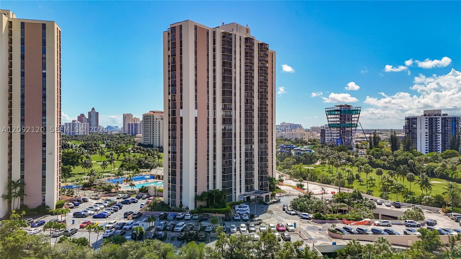 Real estate property located at 20301 Country Club Dr. #2428, Miami-dade, Coronado Condo- Tower Ii, Aventura, FL
