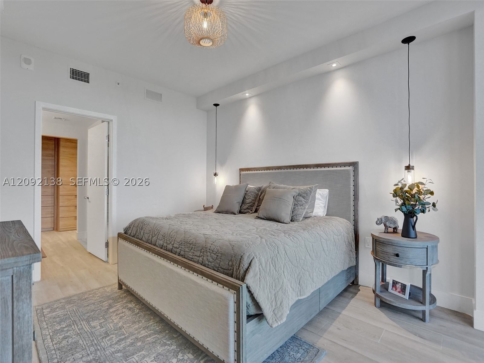 Real estate property located at 16385 Biscayne Blvd #2107, Miami-dade, The Harbour North Condo, North Miami Beach, FL