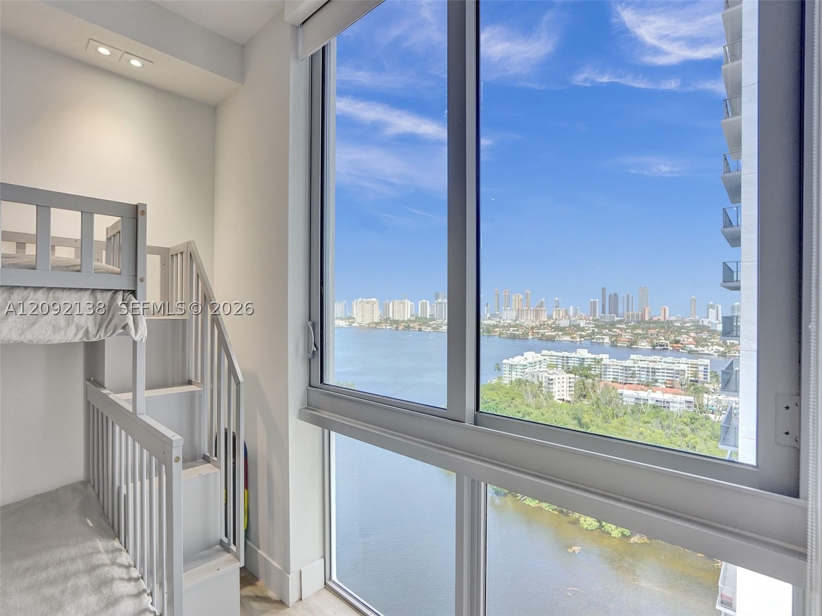 Real estate property located at 16385 Biscayne Blvd #2107, Miami-dade, The Harbour North Condo, North Miami Beach, FL