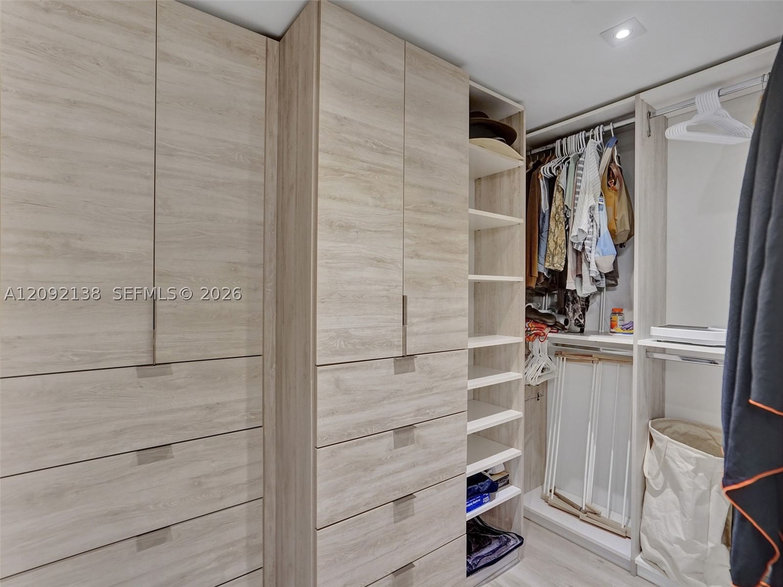 Real estate property located at 16385 Biscayne Blvd #2107, Miami-dade, The Harbour North Condo, North Miami Beach, FL